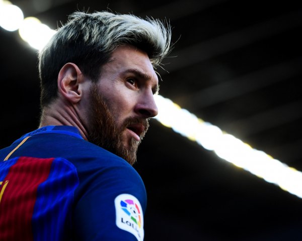 Famous football player Lionel Messi with a beard 129294