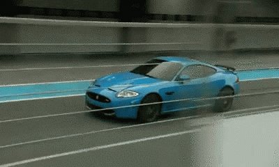 1.Jaguar XKR-S Racetrack