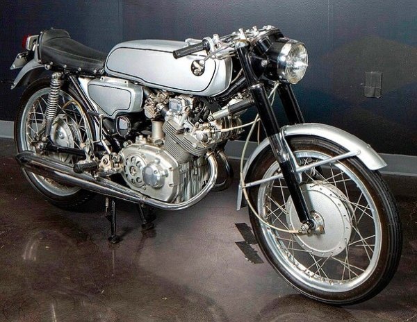 HONDA CR-93 (1963г.)