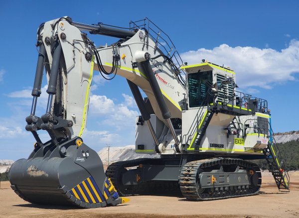 LIEBHERR R9400E (2024г.)