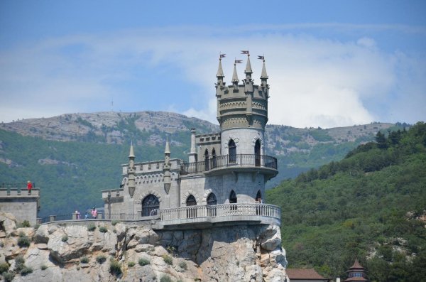 Замок Ласточкино гнездо (1)