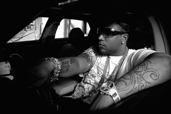 Don Omar - Baila Morena Feat. Hector  Tito  Glory
