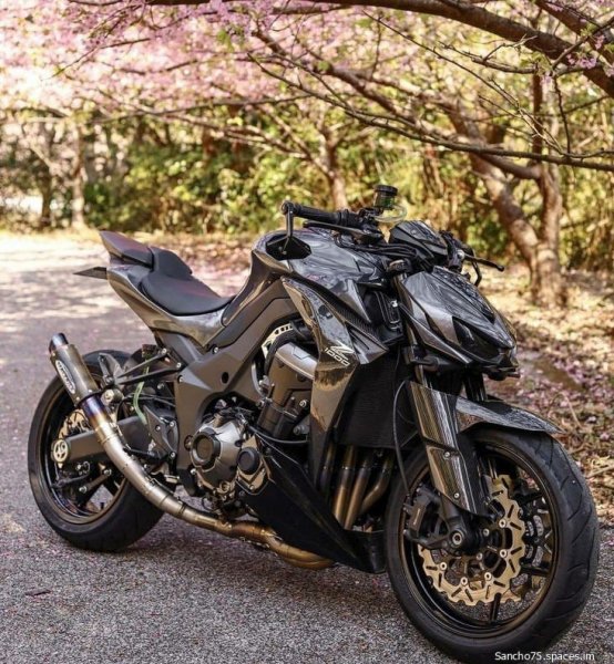 Kawasaki Z1000