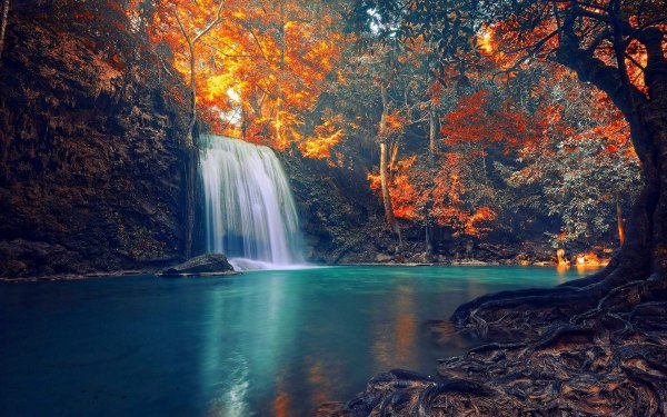 Waterfall-autumn-sun-rays