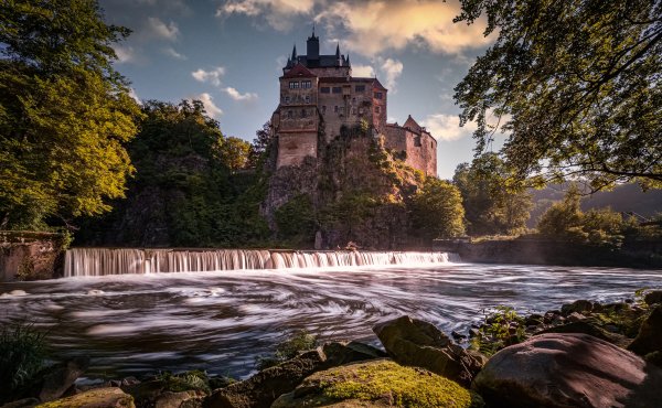 Kriebstein-castle-riebstein-saxony-germany-zschopau-river-za