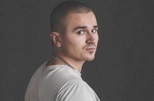 T1One - Он Для Неё