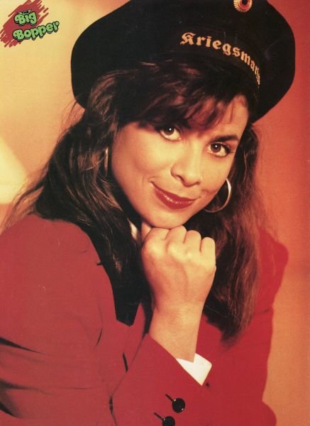 Paula Abdul - Love Don't Come Easy