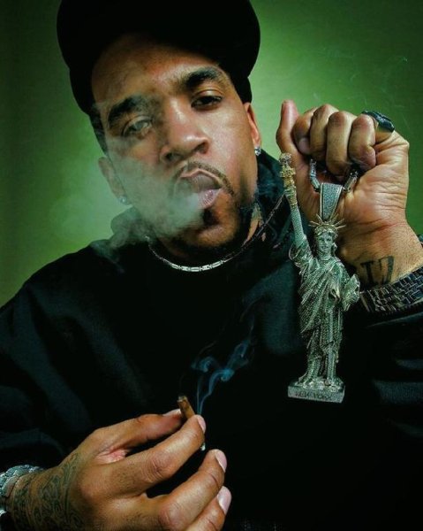 Lloyd Banks feat. 50 Cent, Prodigy - Rotten Apple