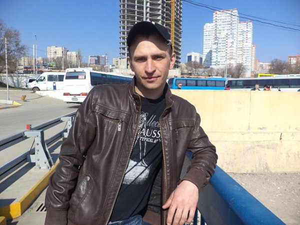 Avtov