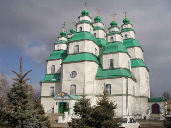 NOVOMOSKOVSKIY HRAM