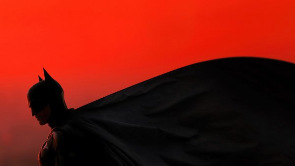 The-batman-cape-2022-movie-4k-wallpaper 840@1@f