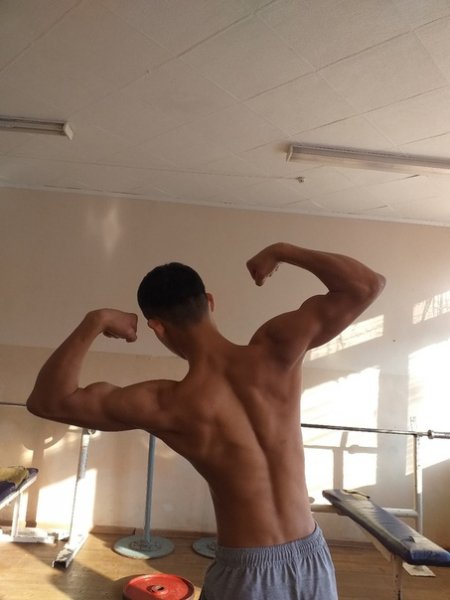 N6CeeBHhKns
