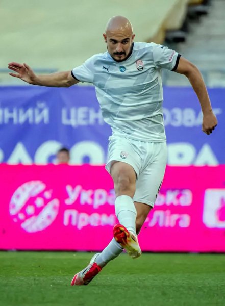 Деян Попарa