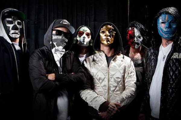 hollywood-undead-617-409
