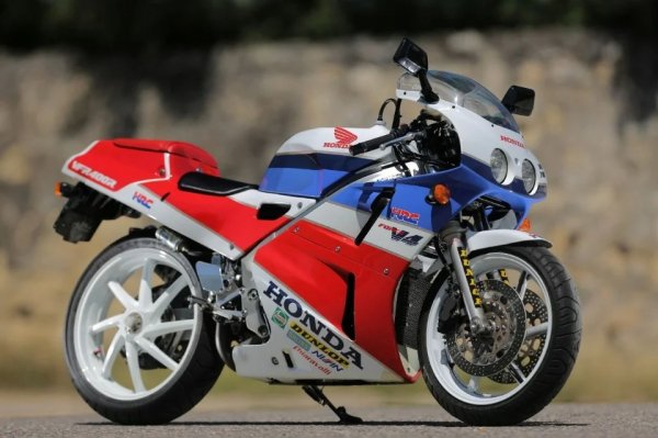 HONDA VFR400R