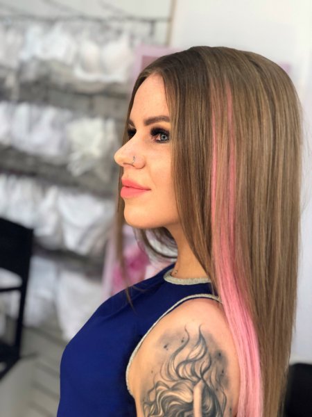 picture_380696279