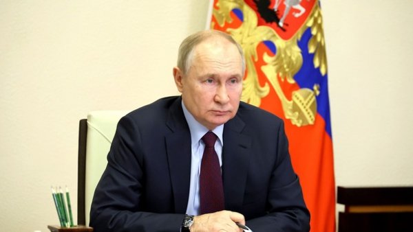 Владимир Путин подписал закон о недопустимости использования