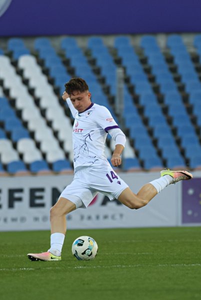 Александр Драмбаев