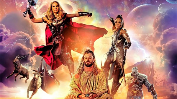 Thor-love-and-thunder-movie-textless-poster-4k 891@1@g