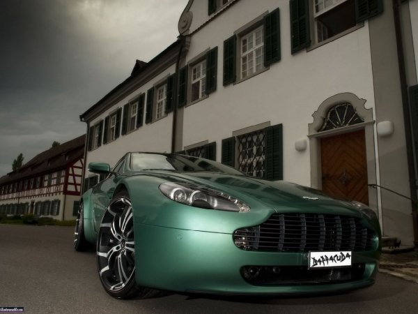Aston Martin Vantage