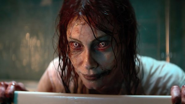 Evil-dead-rise-movie-4k-wallpaper
