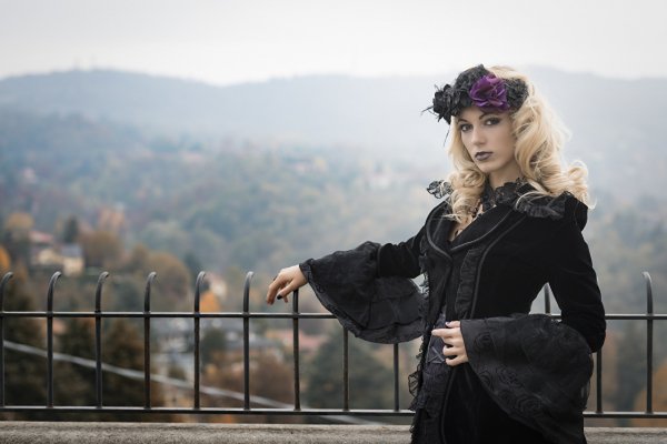 Gothic Fantasy Deborah Dress Wreath Blonde girl 578199 1280x8