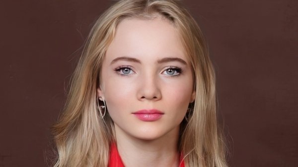 In-the-photo-freya-allan-freya-allan 15