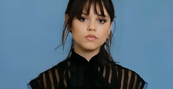 Jenna Ortega 04