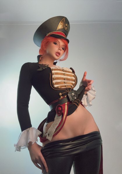 Oichi-Commissar-(wh-40000)-Astra-Militarum-9391509