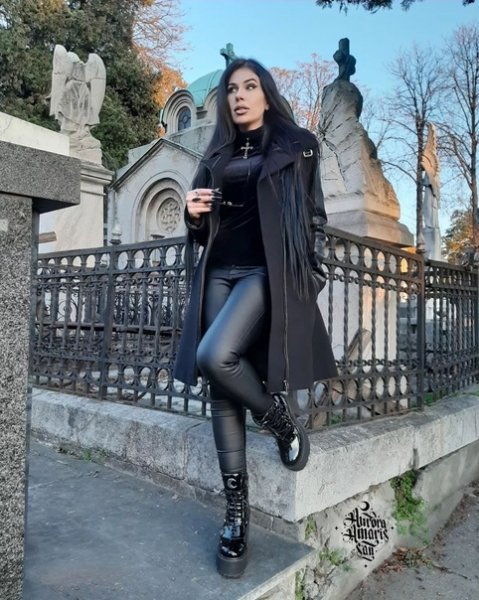 picture_338095741