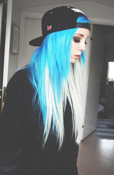 SU aQbVbo6o