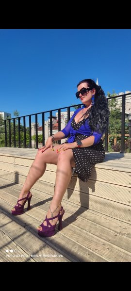 picture_367593603