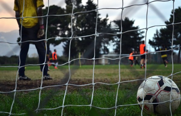 futbol-vorota-myach