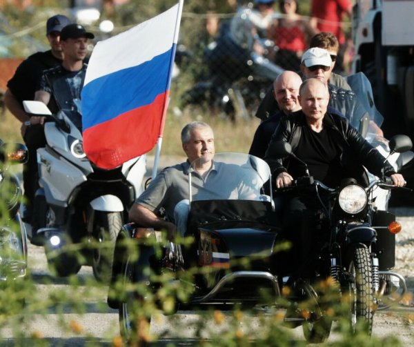 Б.Байкеры
