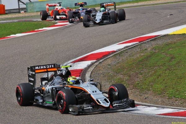 Sergio Perez (MEX) Sahara Force India F1 VJM09 17