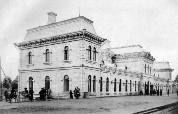 год. Хачмаз, 100 км от Дербента.