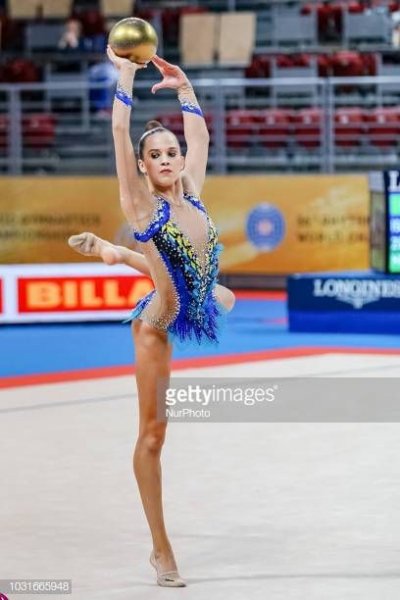 picture_296817925