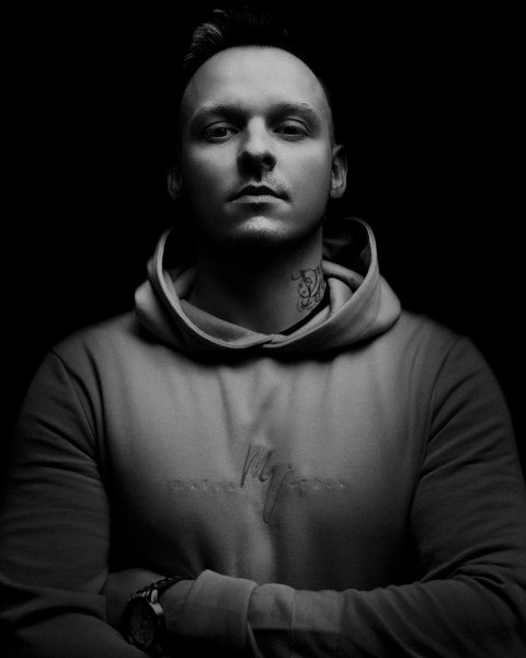 st1m-20201023-0005