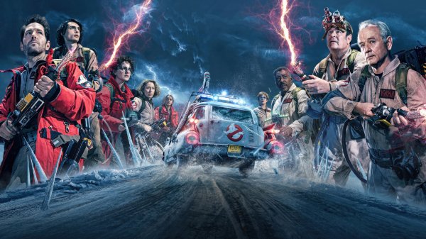 Ghostbusters-frozen-empire-ectomobile-cast-4k