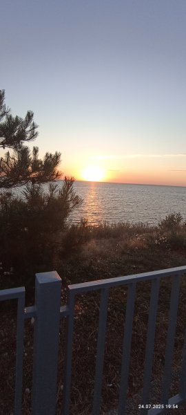 Анапа. Закат на море. Высокий берег