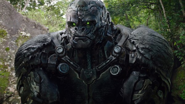 Optimus-primal-transformers-rise-of-the-beasts-4k-wallpaper