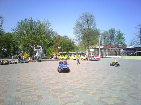 1 МАЯ ЦЕНТР ПАРКА УТРО