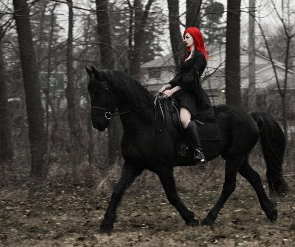 gothic-girl-27