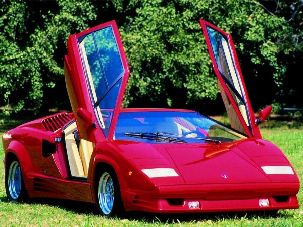 lamborghini-countach-03