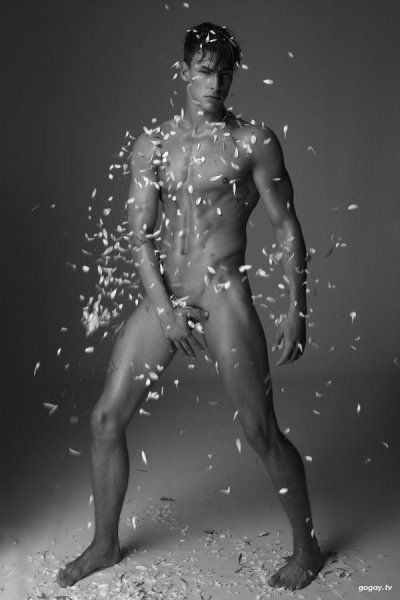justin-homotography-koziel-desnudo-01