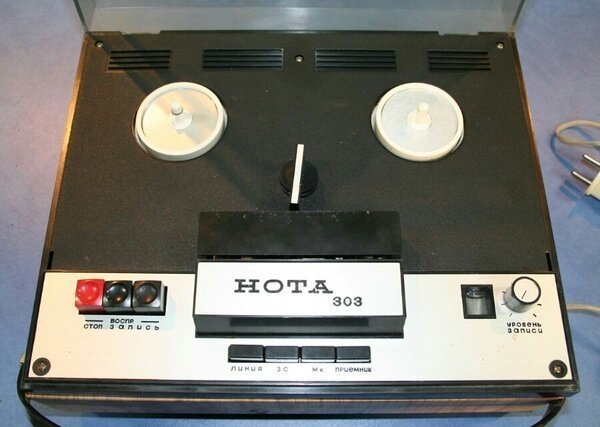 Магнитофонная приставка Нота-303. 1972г.