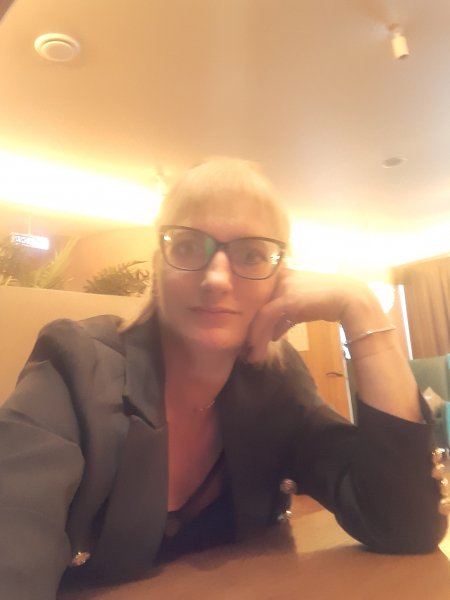 picture_352196185