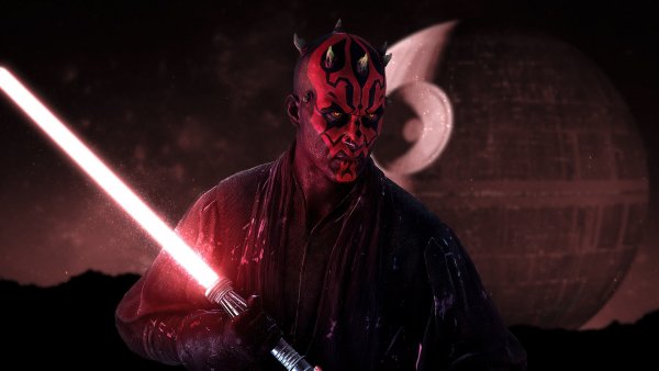 Darth-maul-lightsaber-star-wars-4k-wallpaper-uhdpaper.com-12