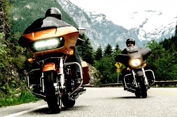Harley-Davidson-RoadGlide4