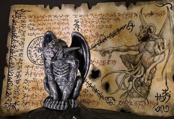 Demons beyond kadath